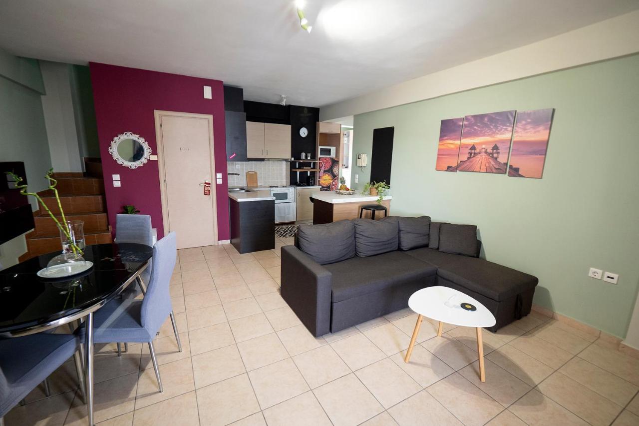 Cozy Apartment St John Chalkís Exteriör bild